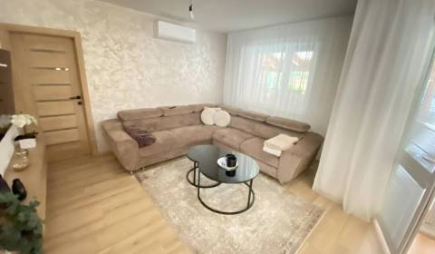 ☎️ 0918/197 701 Predám priestranný  3 izbový  byt s veľkou terasou a m