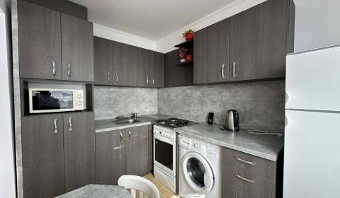 R E Z E R V O V A N É      ☎️  0918/197 701   NA PREDAJ: Čiastočne zre