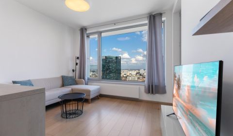 Sky Park – 26. poschodie s výhľadom na Bratislavu