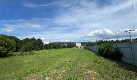 Stavebný rovinatý pozemok-NA PREDAJ-Košice-Ždaňa