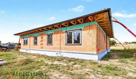 Na predaj 4x3-izb. rod.dvojdom - novostavby, Horný Bar