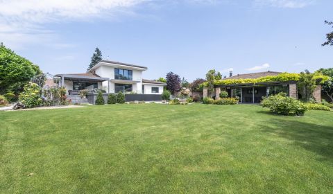 Prémiová vila | 6680m2 pozemok |  5 min od Trnavy