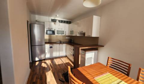 Na prenájom 3 izbový byt na Prednádraží, Trnava!