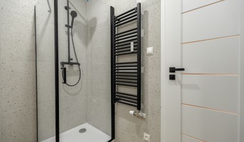 KOMPLETNÁ REKONŠTRUKCIA - 2i 54 m² + balkón - Dubnica nad Váhom