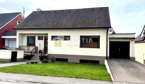 Rodinný dom s možnosťou 2. samostatných bytov alebo viacgeneračného bý