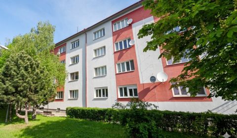 - Predaj veľkorysý 2i byt (74,5m²) Rača, časť Rendez 