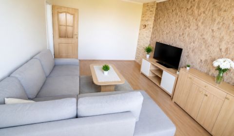 PREDAJ: 2 izbový byt po kompletnej rekonštrukcii, Piešťany