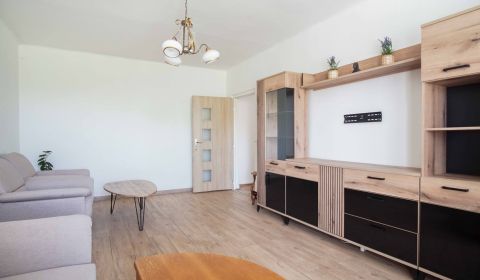 2-izbový byt s balkónom blízko stanice, Nové Zámky – 55,34m2
