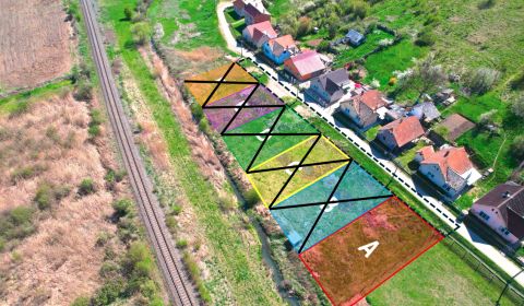 Hodejov – 390 m2 POSLEDNÝ STAVEBNÝ POZEMOK - aj na splátky