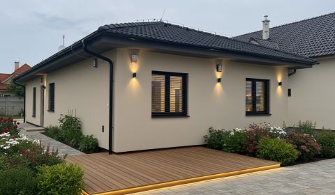 Nová výstavba posledná 4iz. Novostavba Veselé pri Piešťanoch Rezer.