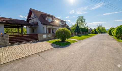 Nadštandardný Rodinný dom 1750m2 Zvolen - Sliač  na predaj 