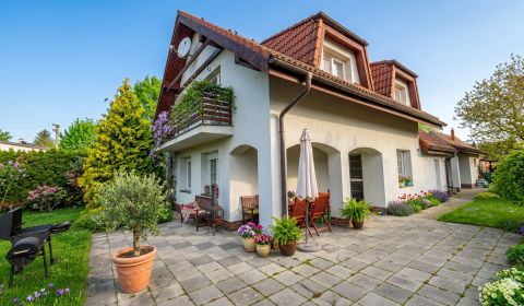 Nadštandardný Rodinný dom 1750m2 Zvolen - Sliač  na predaj 