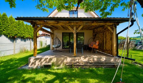 IBA U NÁS! RD s domčekom, ktorý Vám splatí hypotéku | Zamarovce