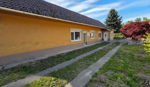 Na predaj 4 izbový rodinný dom - Trnovec nad Váhom okr. Šaľa 