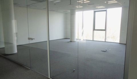 AIRCRAFT Building Offices, 101m2, Ivánska cesta, Ružinov