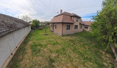Dobré Reality ponúkajú na predaj rodinný dom v obci Kamenín