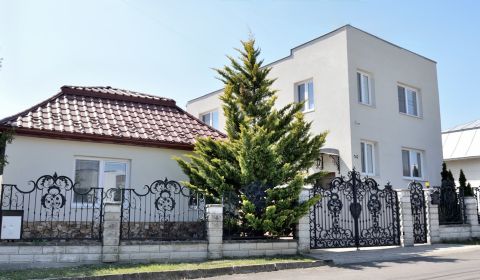 REZIDENCIA POZDIŠOVCE: Keď sa zámocký komfort stretne s praktickosťou.