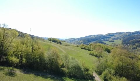 Rozsiahlý pozemok s investičným potenciálom o výmere 4.126 m2