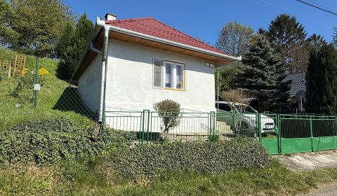 PREDAJ - RODINNÝ DOM - CHALUPA - ČARADICE