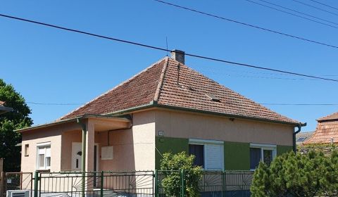 RK Dobré reality predáva rodinný dom v obci Iža