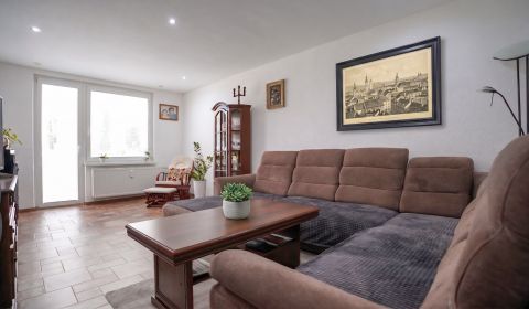 NOVÁ CENA - 3 a pól izbový byt - spolu až 93m² - N.DUBNICA