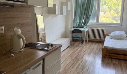 Dlhodobý prenájom zariadeného bytu, Majerská cesta