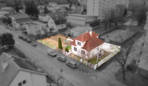 Rodinný dom s pozemkom 727m2, Tatranská ul. - Trenčín