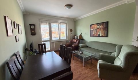 ,Predaj 2 izbový byt,61 m2,Riazanská ul,top lokalita pri OC VIVO
