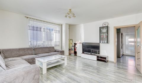 REZERVOVANÉ 5-izbový rodinný dom Hrnčiarovce