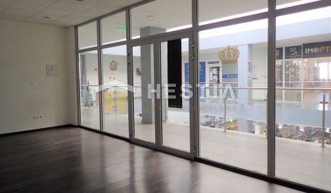 Obchodný priestor na prenájom - centrum mesta