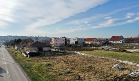 NA PREDAJ Stavebný pozemok v obci Golianovo