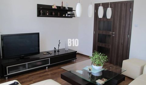 Priestranný 4 izbový byt - Solinky