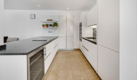 Novostavba 3 izbový byt, Palisády, 147 m2, výhľad, parkovanie, BA I