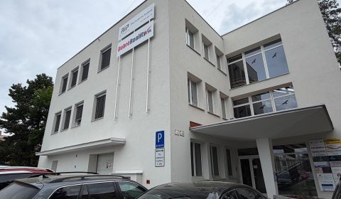 Ponúkame najlacnejšie  kancelárske priestory v Prievidzi 