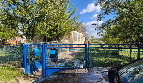 Na predaj vidiecky dom v Dedinke 3+1 s pozemkom 3150m2 