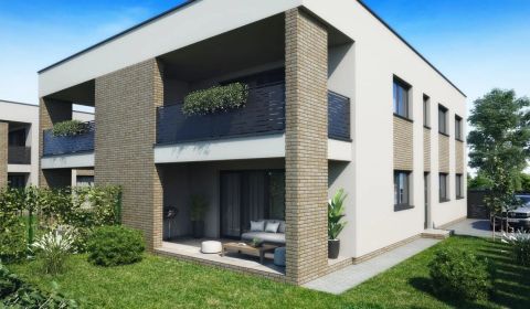 3 izbový byt na PRÍZEMÍ so záhradou v obci Tomášikovo + 2x parkovanie 