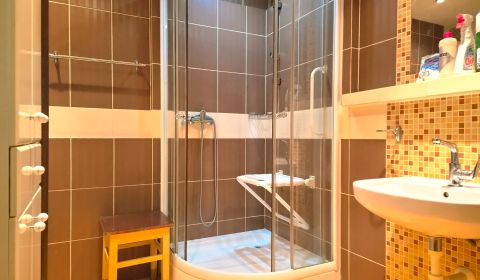 3 izbový byt Trenčianske Teplice, 69m2, balkón, lodžia