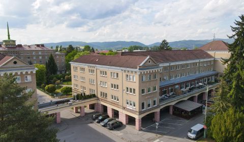 Tehlový veľkometrážny byt v CENTRE mesta N.DUBNICA - až 73m²