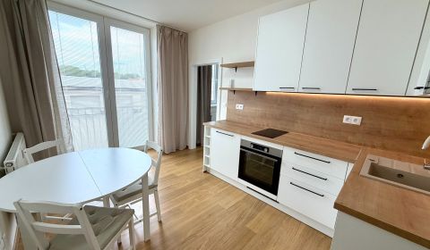 Prenájom - nový 1 - izb. byt, parking, Senica , Sadová ul.