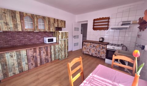 PRENAJATÝ 3 IZBOVÝ RODINNÝ DOM, PREŠOV, ul. POD KAMENNOU BAŇOU