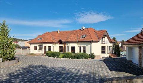 PRENÁJOM - EXKLUZÍVNA VILA - NITRA