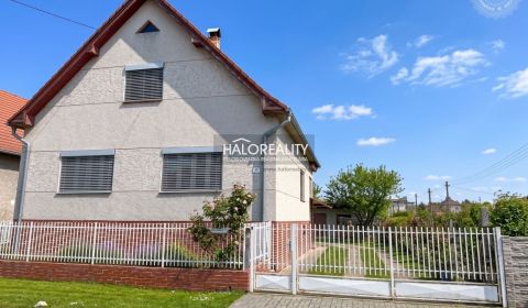 REZERVOVANÉ - Predaj, rodinný dom Skačany - EXKLUZÍV...