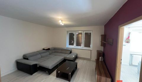 Znížená cena ! NA PREDAJ  2-IZBOVÝ PRIESTRANNÝ BYT 60 m2, TRNAVA , ZEL