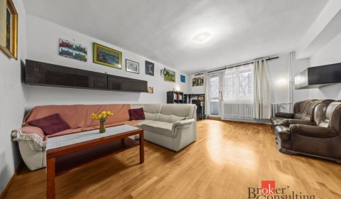 Na predaj 4-izbový byt v prestížnej lokalite Bratislava – Staré Mesto,