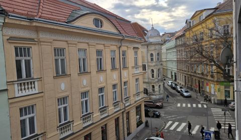  Staré Mesto » Prerobený 2 izbový byt na Panenskej