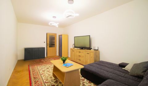Exkluzívne na predaj slnečný 3-izbový byt 72 m2, Martin - Sever