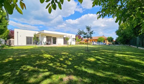 PREDAJ - RODINNÝ DOM, GALANTA-KOLÓNIA, CELKOVÁ ROZLOHA 851 m²