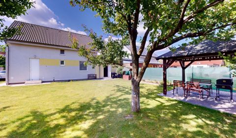 4 IZB. DOM  400m2 pozemok | Čerešnová ul. Dunajská Lužná