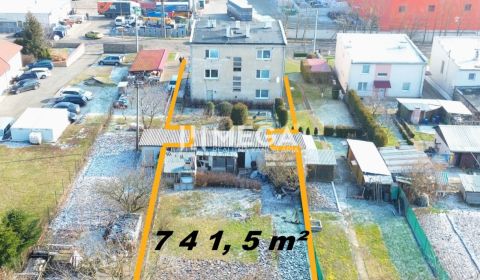 NA PREDAJ KVALITNÝ STAVEBNÝ POZEMOK 741,5 m² V MESTE HUMENNÉ