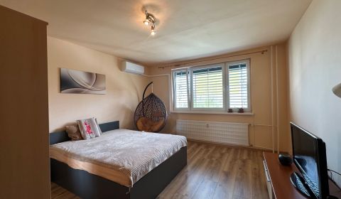 Na predaj 3-izbový byt Levice, 61m2